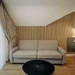 Zen Den 3*