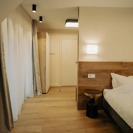 Zen Den Konukevi Braşov