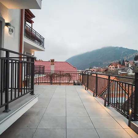 Zen Den Konukevi Braşov