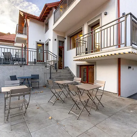 Zen Den 3* Braşov