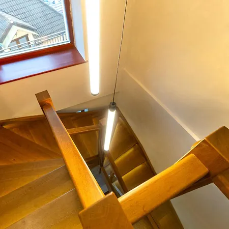 Konukevi Zen Den Braşov